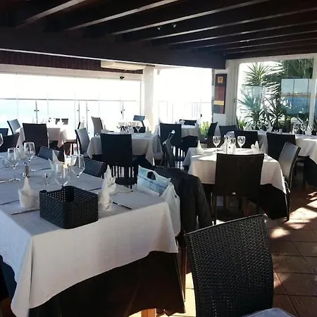 First Line Gelijkvloers App Appartamento Estepona